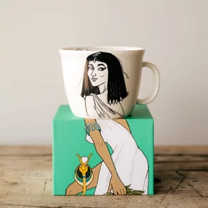 "the royal femme fatale" - Cleopatra